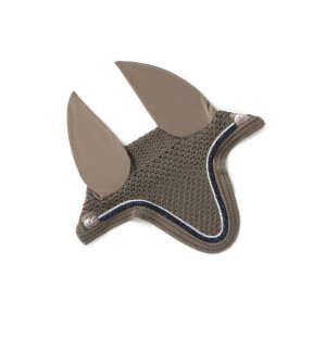 Anna Scarpati Zueg 21 korvahuppu kuva