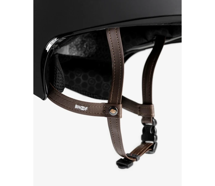 Bhoof helmet det 2 staende kuva