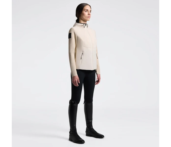 GID324 JC047 1E00 1 kuva