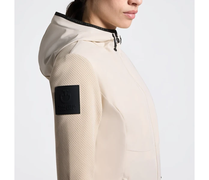 GID324 JC047 1E00 3 kuva